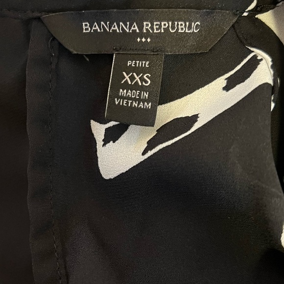 Banana Republic Bow Halter Top - Picture 4 of 5